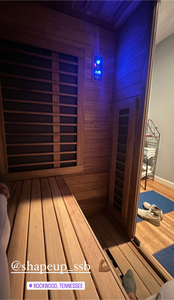 Heat Up
Infrared Saunas for Men and Women